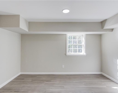 154 Huston Drive - Photo Thumbnail 11