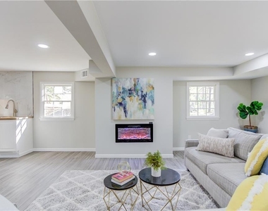 154 Huston Drive - Photo Thumbnail 5