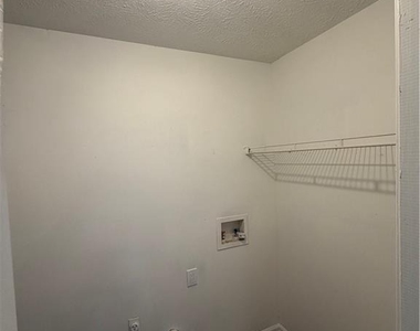 1286 N Lea Court Se - Photo Thumbnail 14