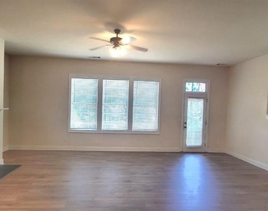1659 Sentinel View Drive - Photo Thumbnail 7