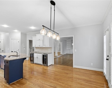4563 Fountain Drive - Photo Thumbnail 10