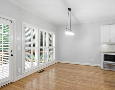 4563 Fountain Drive - Photo Thumbnail 7