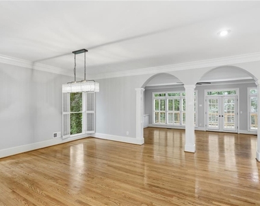 4563 Fountain Drive - Photo Thumbnail 3