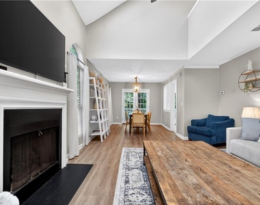 5035 N Bridges Drive - Photo Thumbnail 5