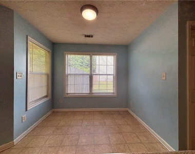 3287 Baymount Way - Photo Thumbnail 9