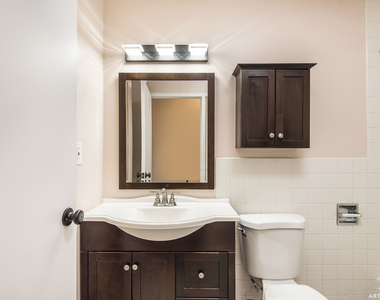 1049 W Ogden Avenue - Photo Thumbnail 15