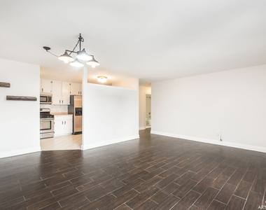 1049 W Ogden Avenue - Photo Thumbnail 5