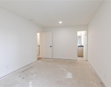 1604 Walker Street Se - Photo Thumbnail 22