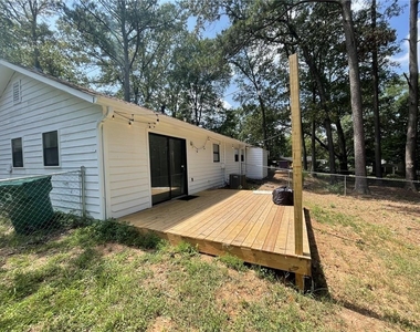 1604 Walker Street Se - Photo Thumbnail 18