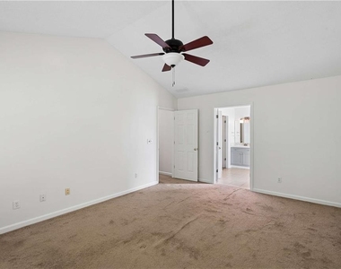 6285 Barwick Lane - Photo Thumbnail 20