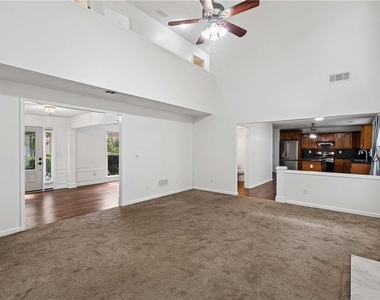 6285 Barwick Lane - Photo Thumbnail 12