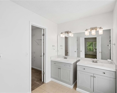 6285 Barwick Lane - Photo Thumbnail 23