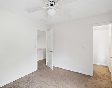 6285 Barwick Lane - Photo Thumbnail 15