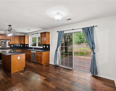 6285 Barwick Lane - Photo Thumbnail 7