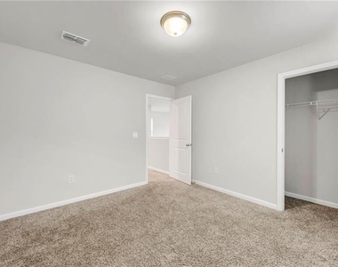 334 Wells Circle - Photo Thumbnail 28