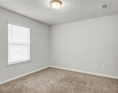 334 Wells Circle - Photo Thumbnail 30