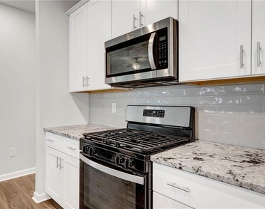 334 Wells Circle - Photo Thumbnail 11
