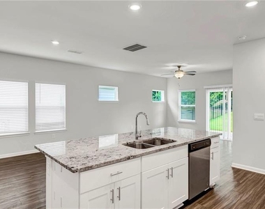 334 Wells Circle - Photo Thumbnail 9