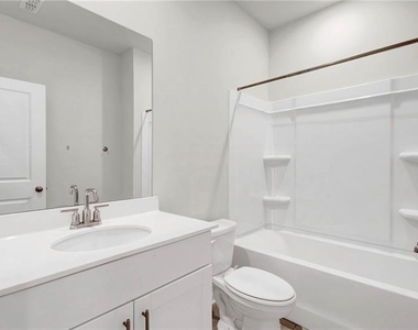 334 Wells Circle - Photo Thumbnail 16