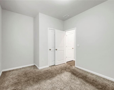 334 Wells Circle - Photo Thumbnail 15