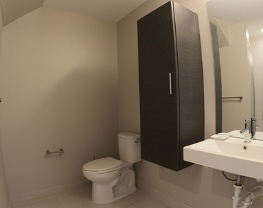 229 Park Avenue - Photo Thumbnail 12