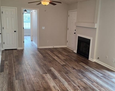2736 Highland Ridge Nw - Photo Thumbnail 1
