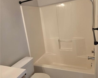 2736 Highland Ridge Nw - Photo Thumbnail 6
