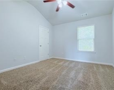 715 Mimosa Way - Photo Thumbnail 14