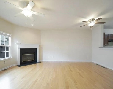 2251 Landing Ridge Drive - Photo Thumbnail 5