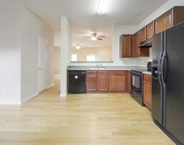 2251 Landing Ridge Drive - Photo Thumbnail 8