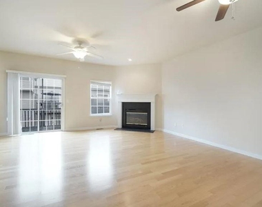 2251 Landing Ridge Drive - Photo Thumbnail 6