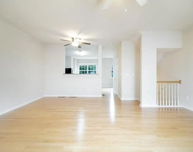 2251 Landing Ridge Drive - Photo Thumbnail 7