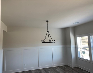 497 Fox Creek Drive - Photo Thumbnail 4