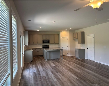 497 Fox Creek Drive - Photo Thumbnail 8