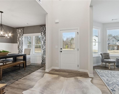 497 Fox Creek Drive - Photo Thumbnail 2