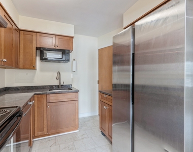 1101 Grove Street - Photo Thumbnail 5