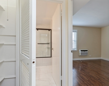 1101 Grove Street - Photo Thumbnail 8