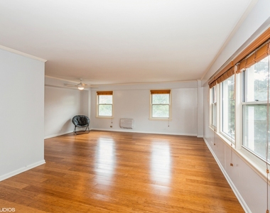 1101 Grove Street - Photo Thumbnail 3