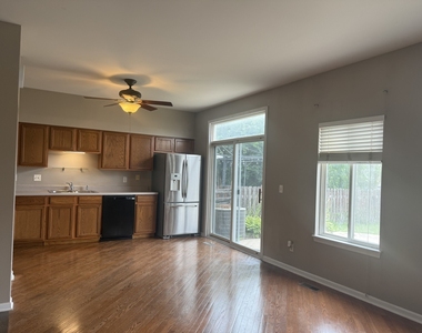 21529 Franklin Circle - Photo Thumbnail 8