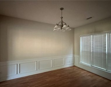 7235 Treyburn Drive - Photo Thumbnail 5