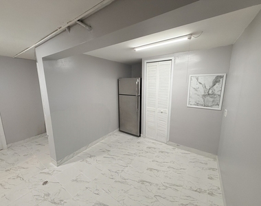 3914 W Diversey Avenue - Photo Thumbnail 10