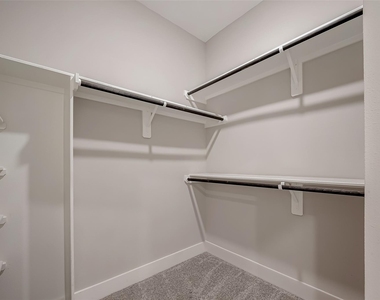 8128 Chateau Street - Photo Thumbnail 38