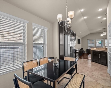 4808 Ladona Court - Photo Thumbnail 9