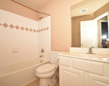 7027 Crockett Ridge Drive - Photo Thumbnail 13
