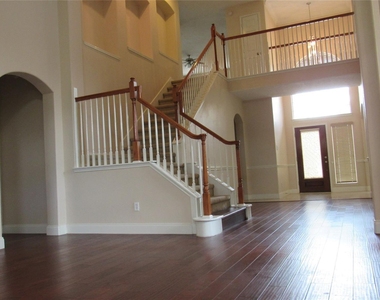 17615 Belwood Park Lane - Photo Thumbnail 9
