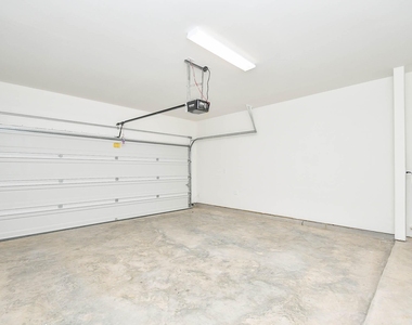25230 Benroe Street - Photo Thumbnail 20