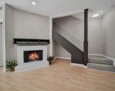 2100 Tanglewilde Street - Photo Thumbnail 7