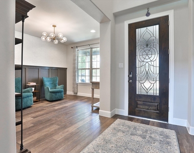 2810 Bluesage Bluff Drive - Photo Thumbnail 6