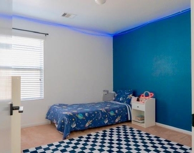 2143 Pacific Loon Lane - Photo Thumbnail 7