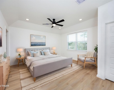 1947 Longmire Villas Court - Photo Thumbnail 6